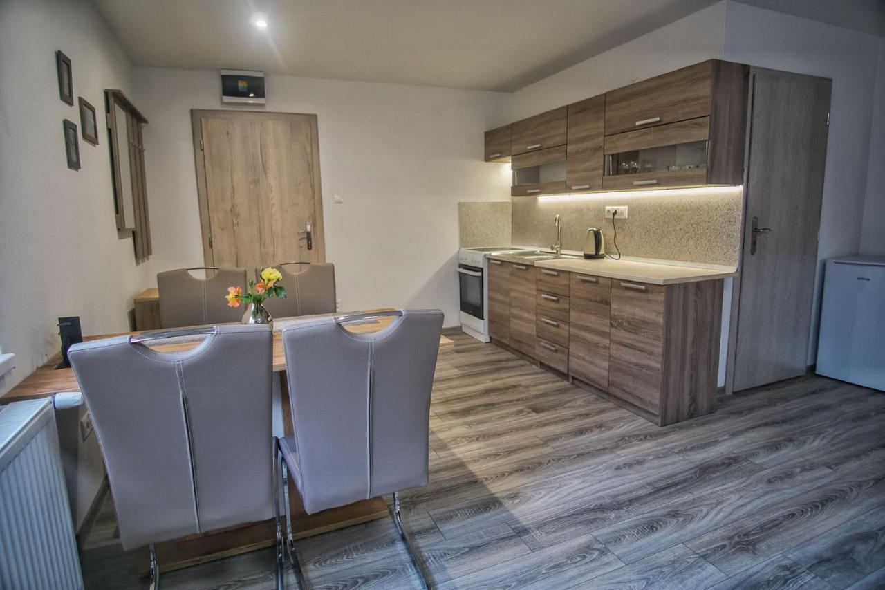 Bike Apartments 3 Hodruša Екстериор снимка